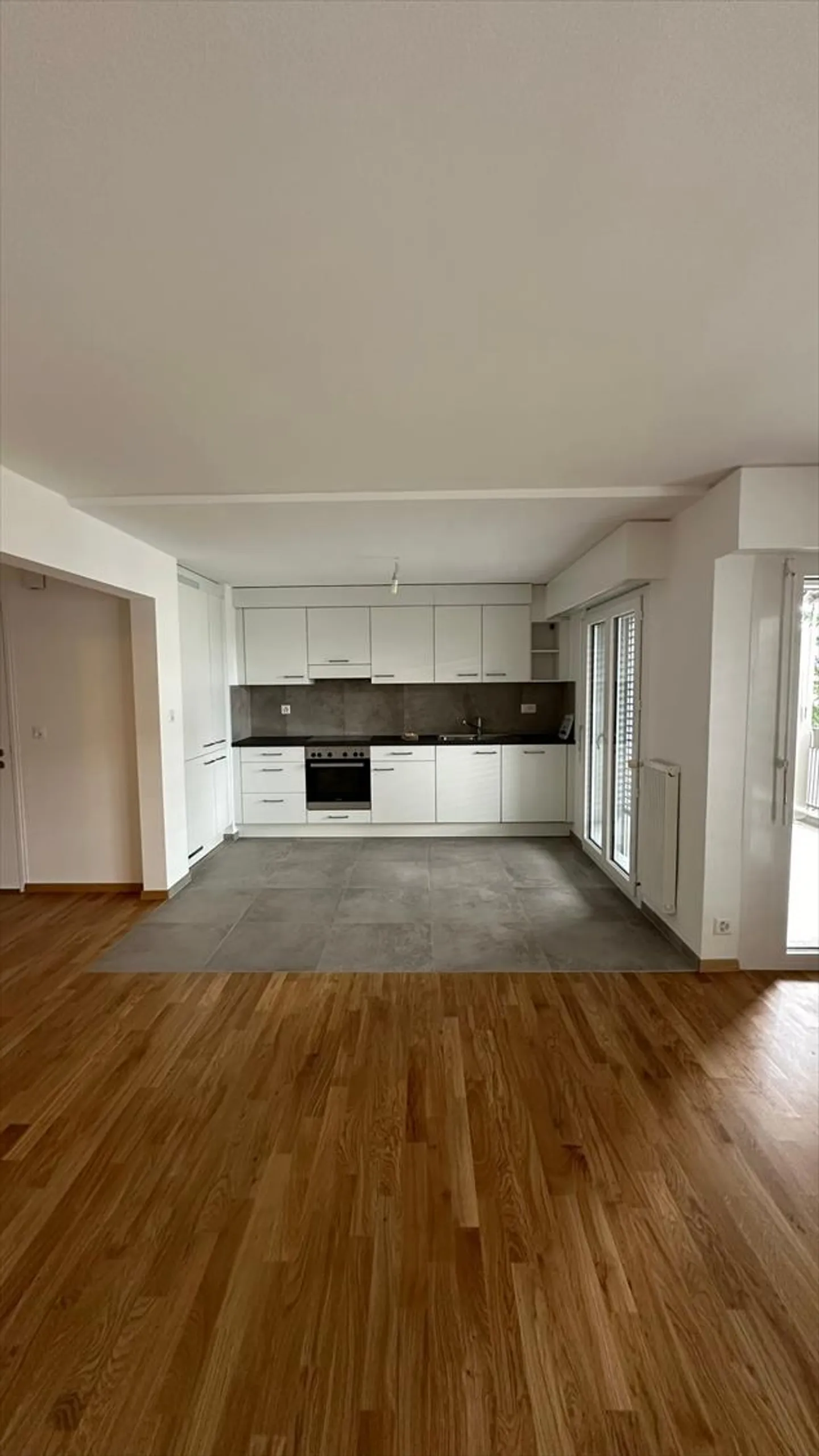 VEVEY -CHEMIN DE LA CONFRERIE 17 - APPRTEMENT DE 4 PIECES AU 3EME - Photo 4 sur 5