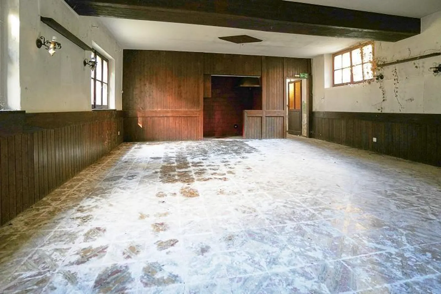 Grotto avec 6 chambres et grand terrain / grotto avec 6 chambres et ... - Photo 3 sur 33