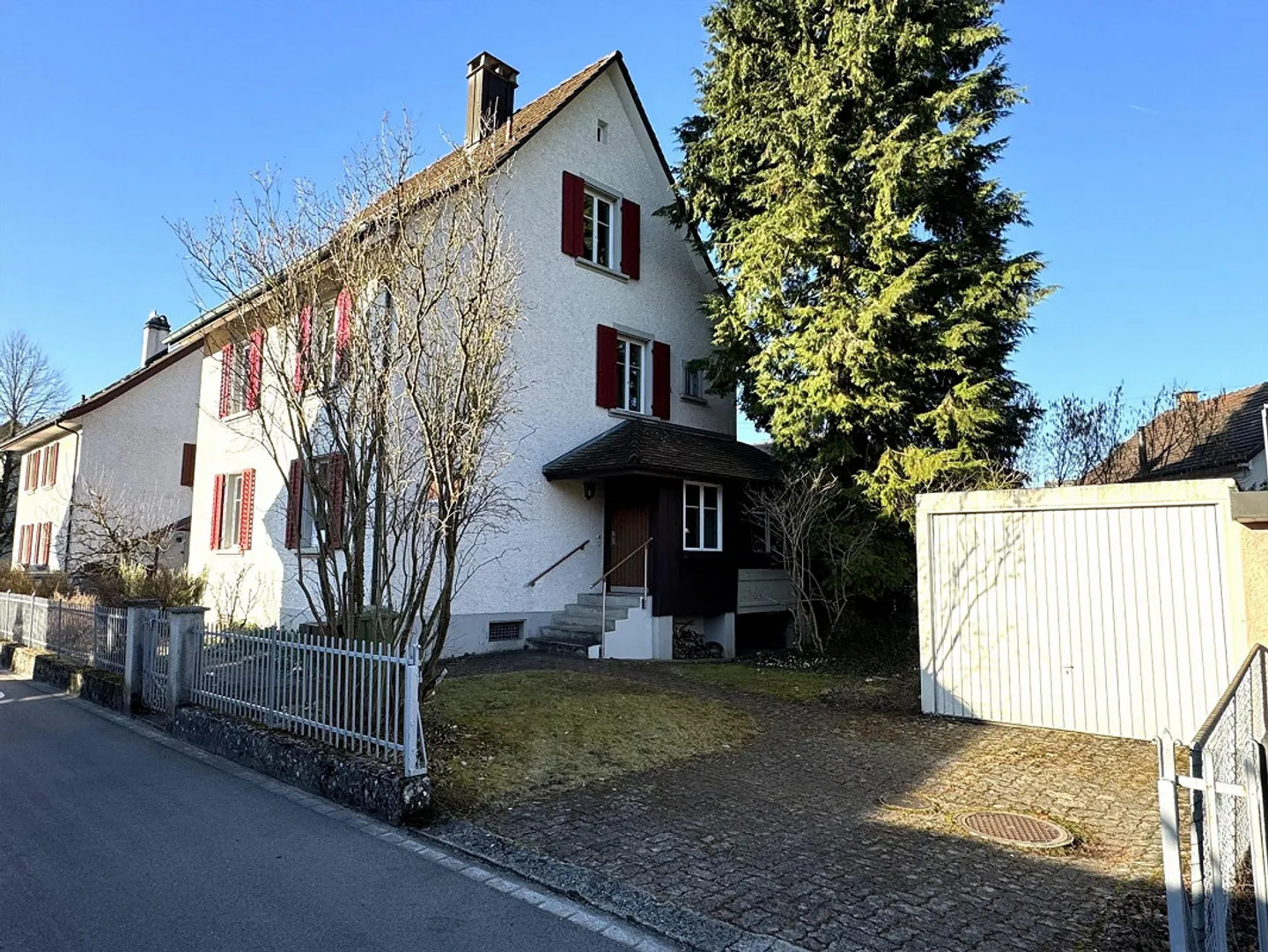 Affascinante casa unifamiliare a Winterthur - Foto 1 di 13
