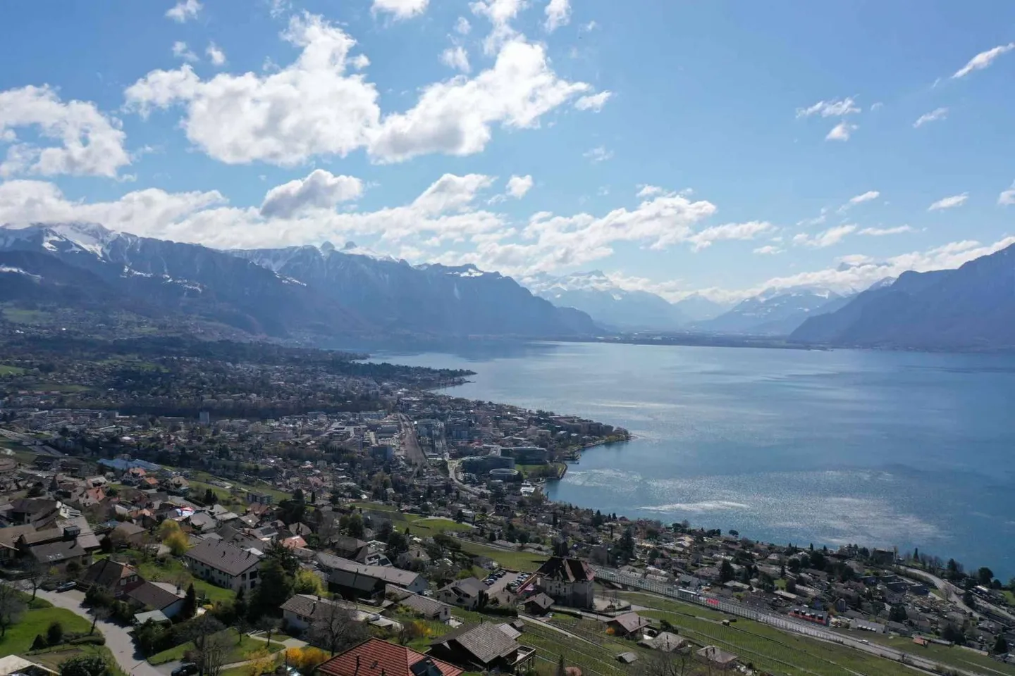 Property with 6.5 rooms, swimming pool and breathtaking view - Photo 13 of 13