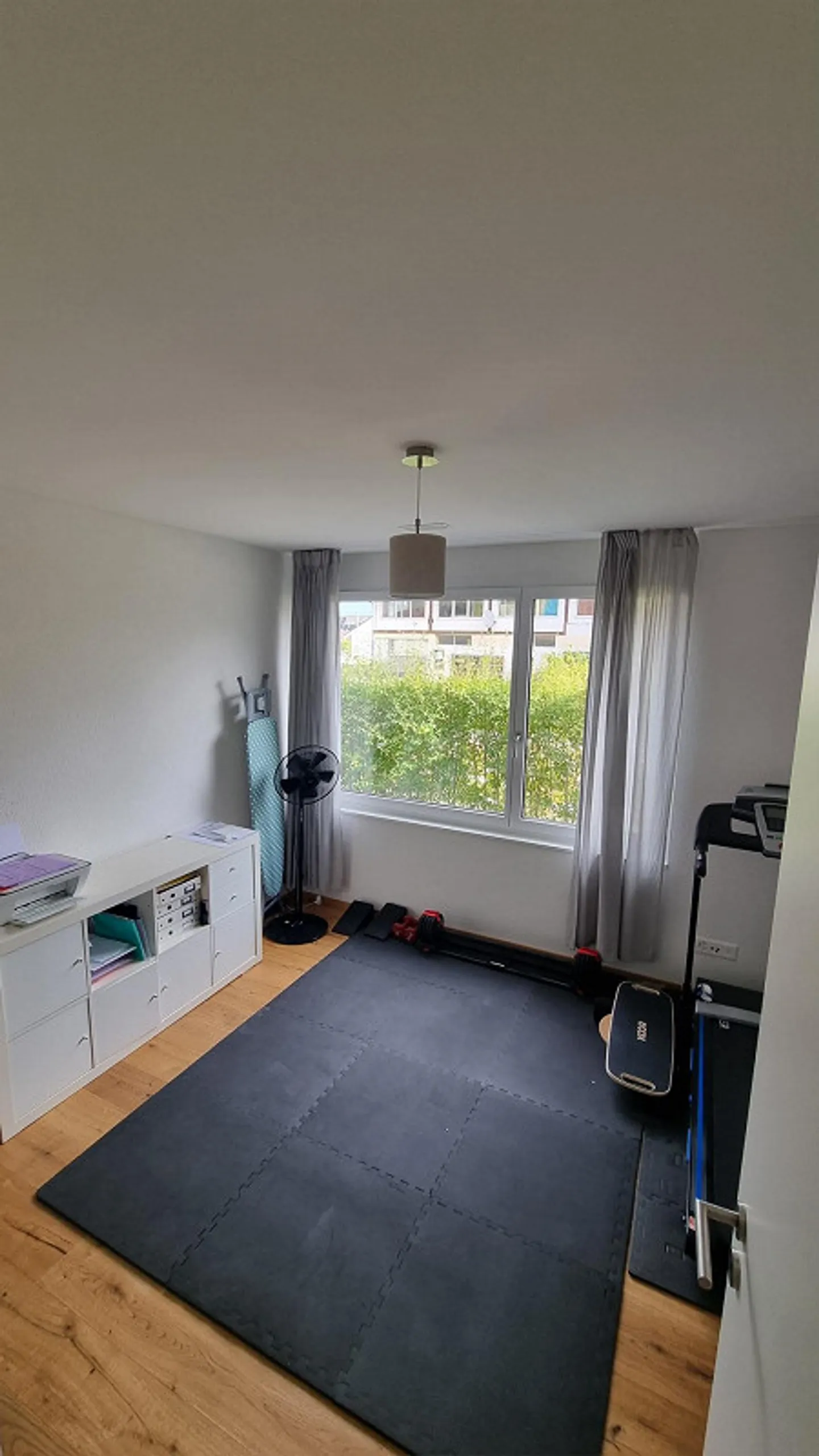 Appartamento al piano terra di 4,5 stanze con patio - Foto 8 di 15