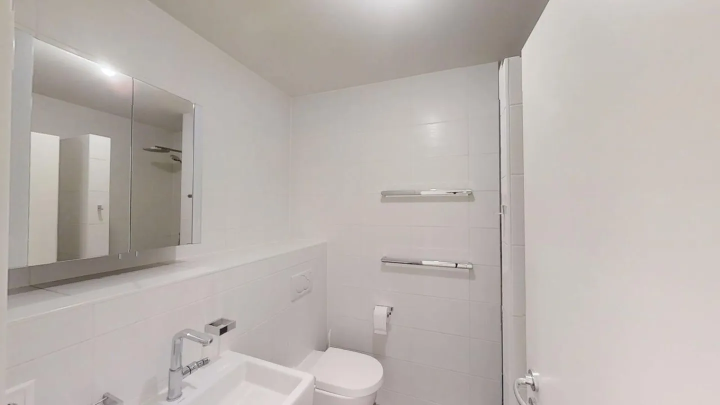 Superbo appartamento di 5 stanze con grande balcone di 40m2 - Foto 9 di 12