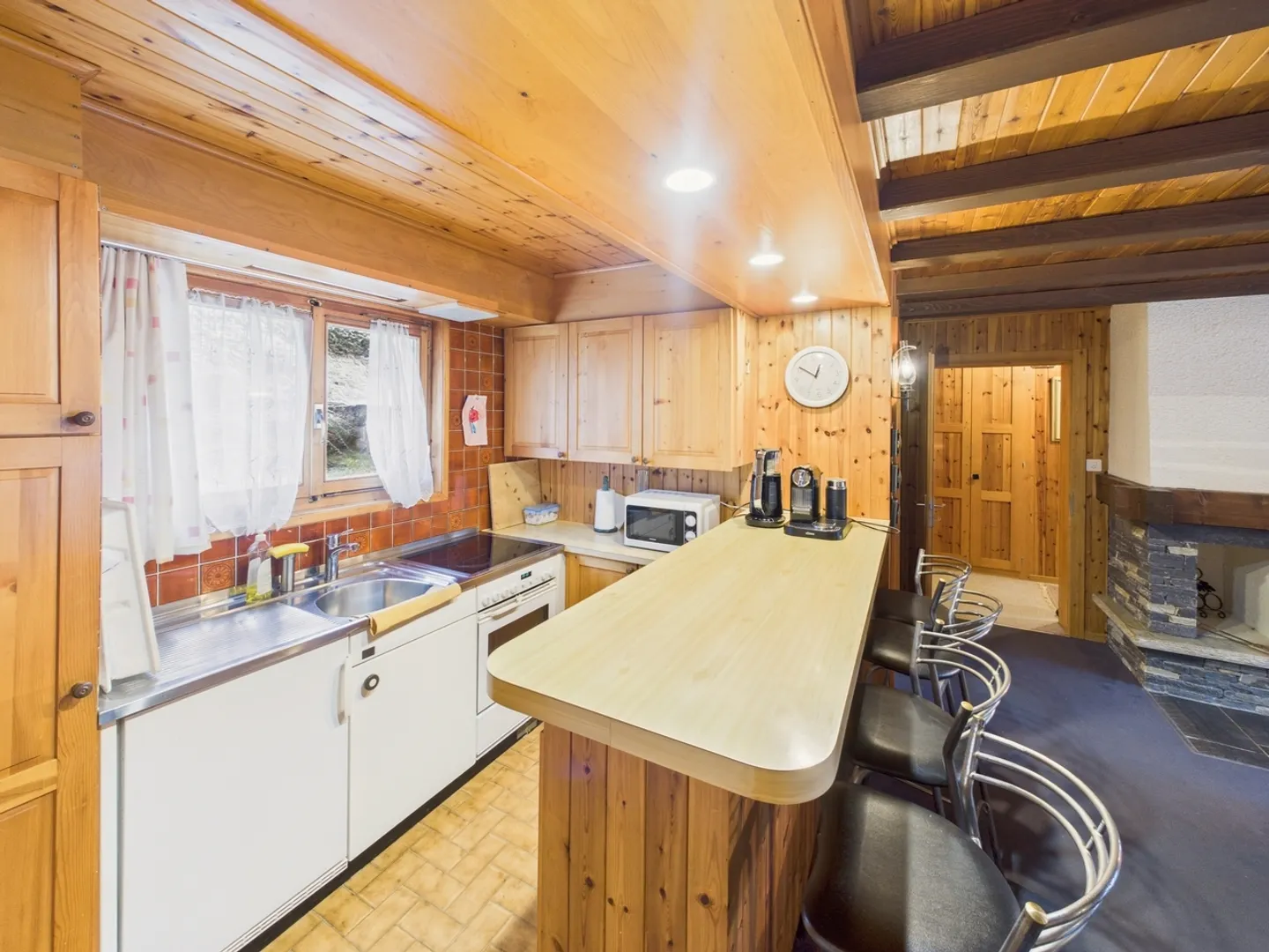 Zu Verkaufen - Wunderschöne 4,5-Zimmer-Wohnung an den Portes du Soleil in Morgins - Foto 4 von 11
