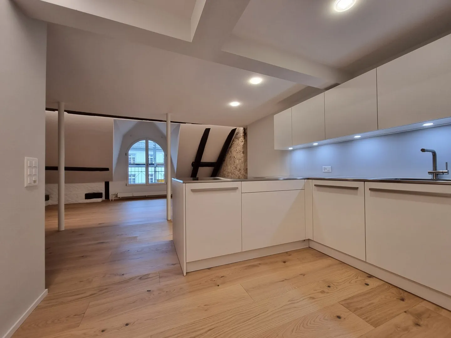 Beautiful 3.5-room apartment - Photo 3 of 9