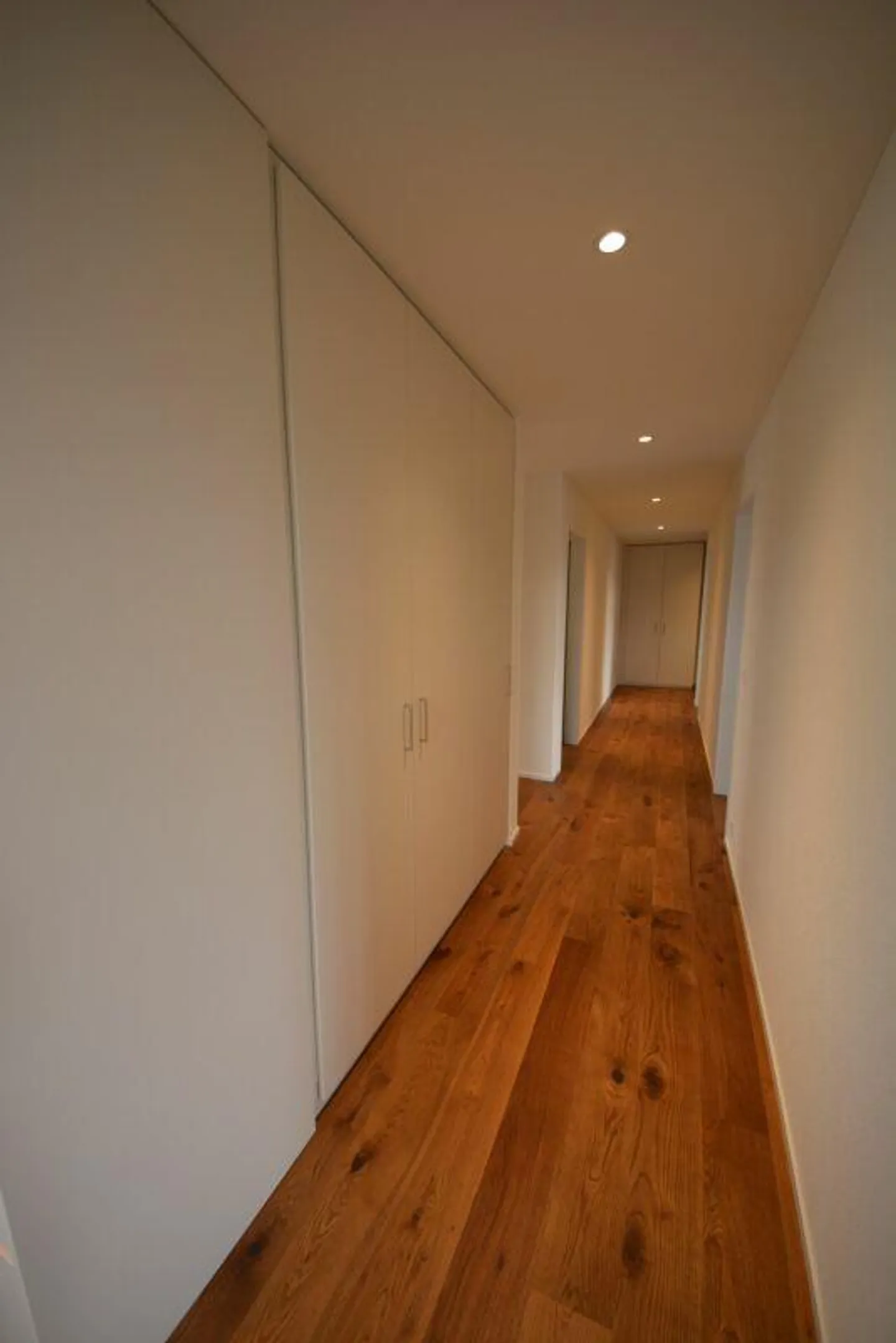 Moderne 4.5-Zimmer Wohnung - Foto 9 von 15