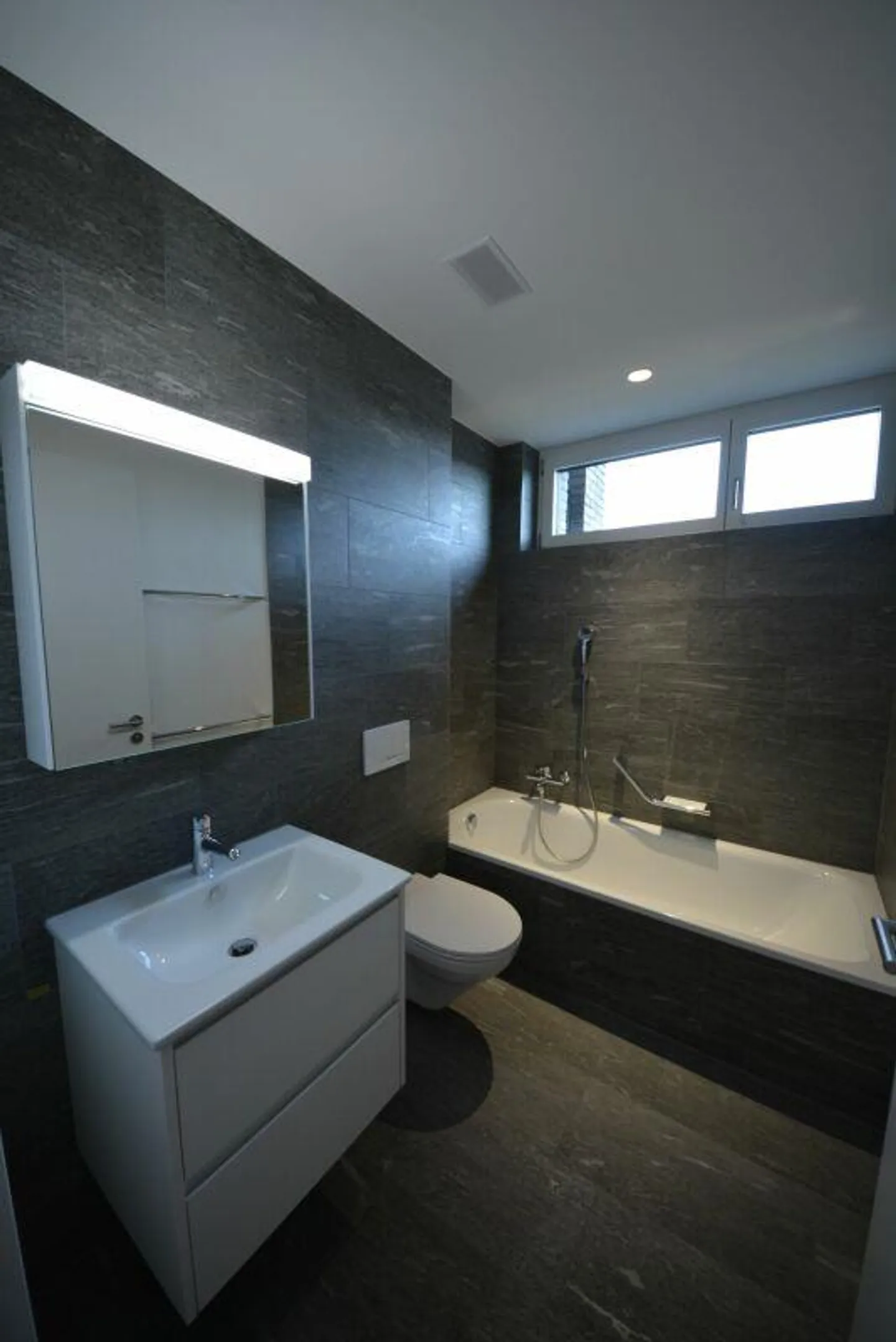 Moderne 4.5-Zimmer Wohnung - Foto 12 von 15