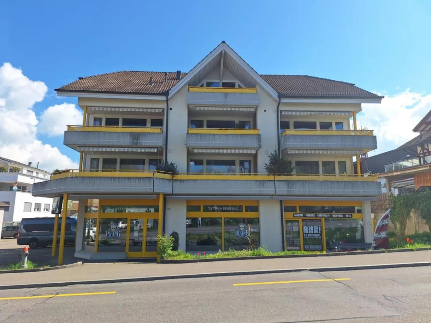 PETIT MAIS FINE - Près de la ville de Sursee! - Photo 1 sur 5