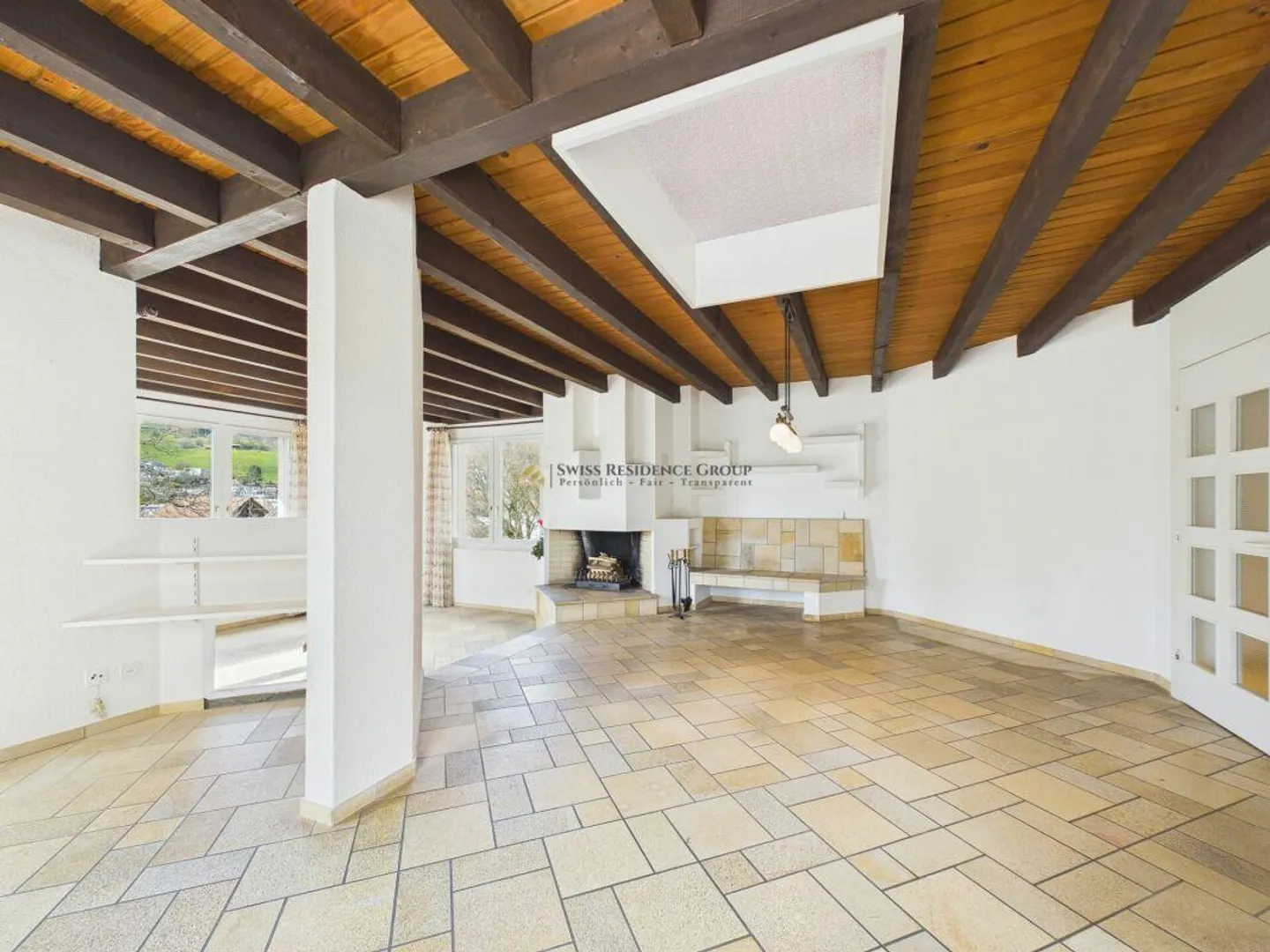 Casa unifamiliare con grande terreno e parcella agricola adiacente - Foto 5 di 22