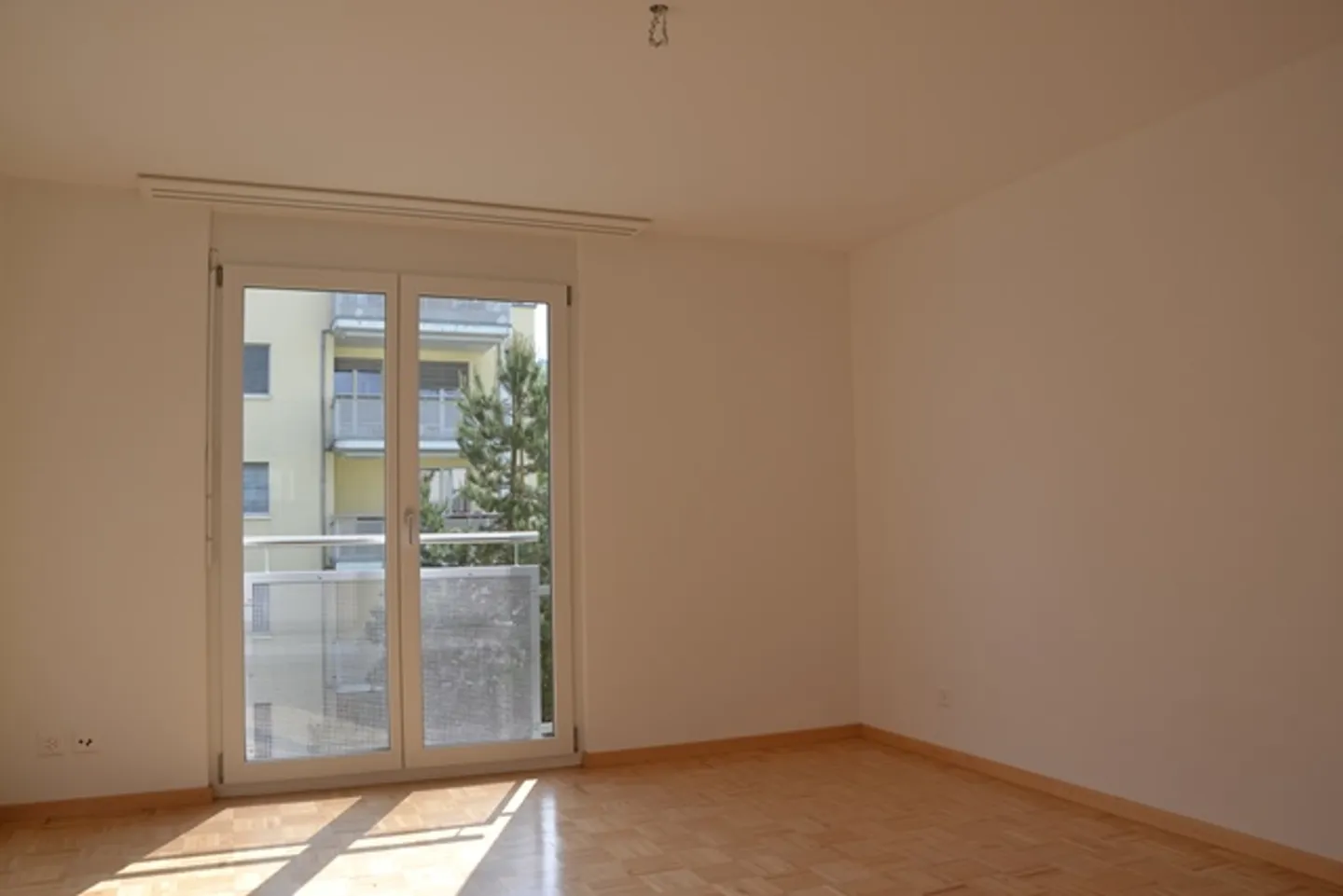 Ampio appartamento 3.5 locali - Foto 6 di 9
