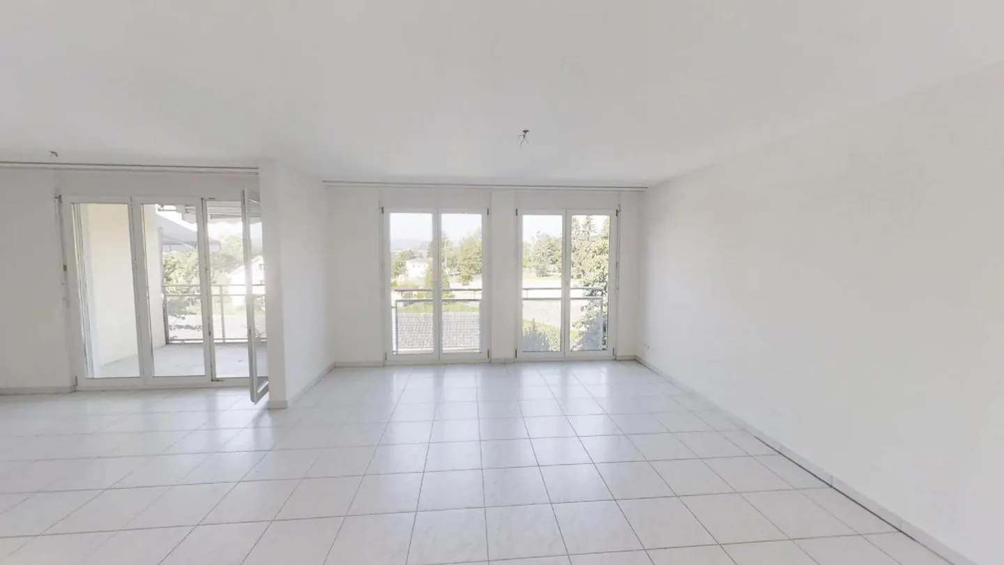 Ampio appartamento 3.5 locali - Foto 2 di 9