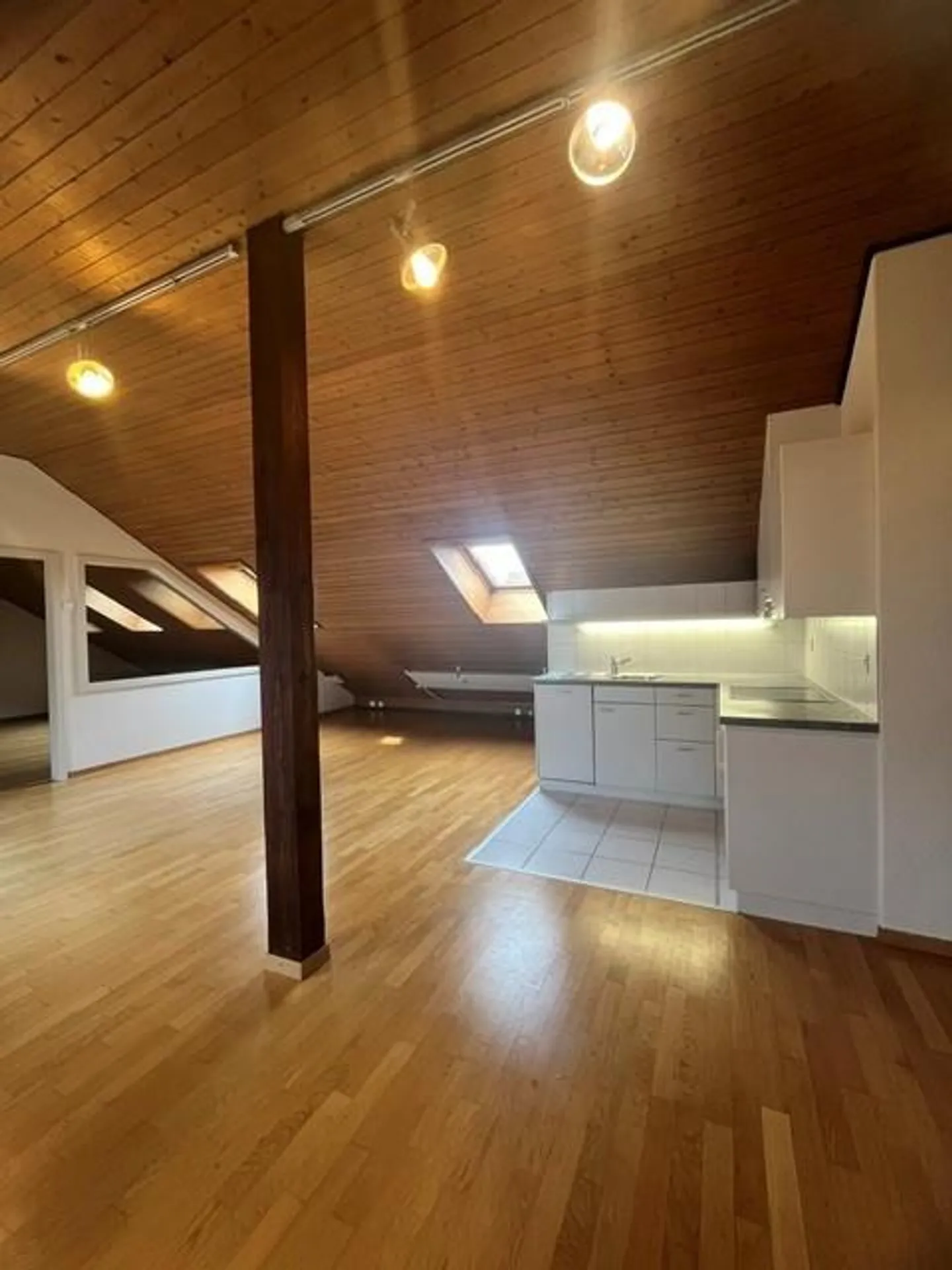 2.0 - Appartement sous les toits "im Breitsch" / 5ème étage (ascenseur disponible) - Photo 2 sur 9