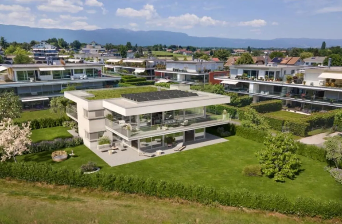 Modern Apartment with Lake View - Photo 1 of 2
