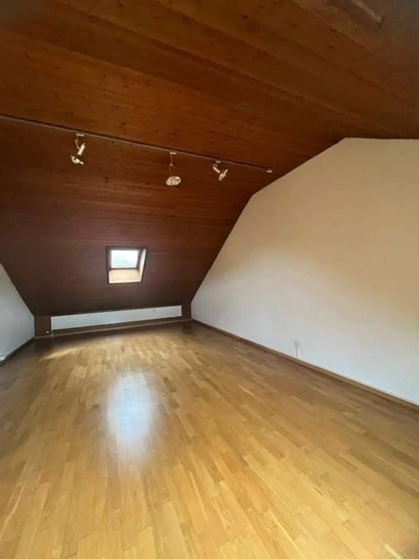 2.0 - Appartement sous les toits "im Breitsch" / 5ème étage (ascenseur disponible) - Photo 8 sur 9