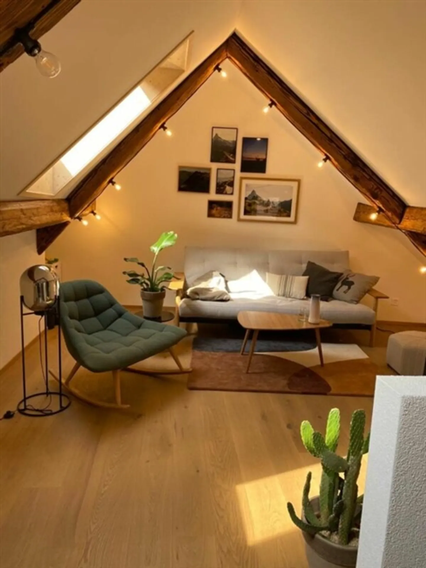 Unique 3.5-room maisonette apartment in the heart of the old town - Photo 1 of 16