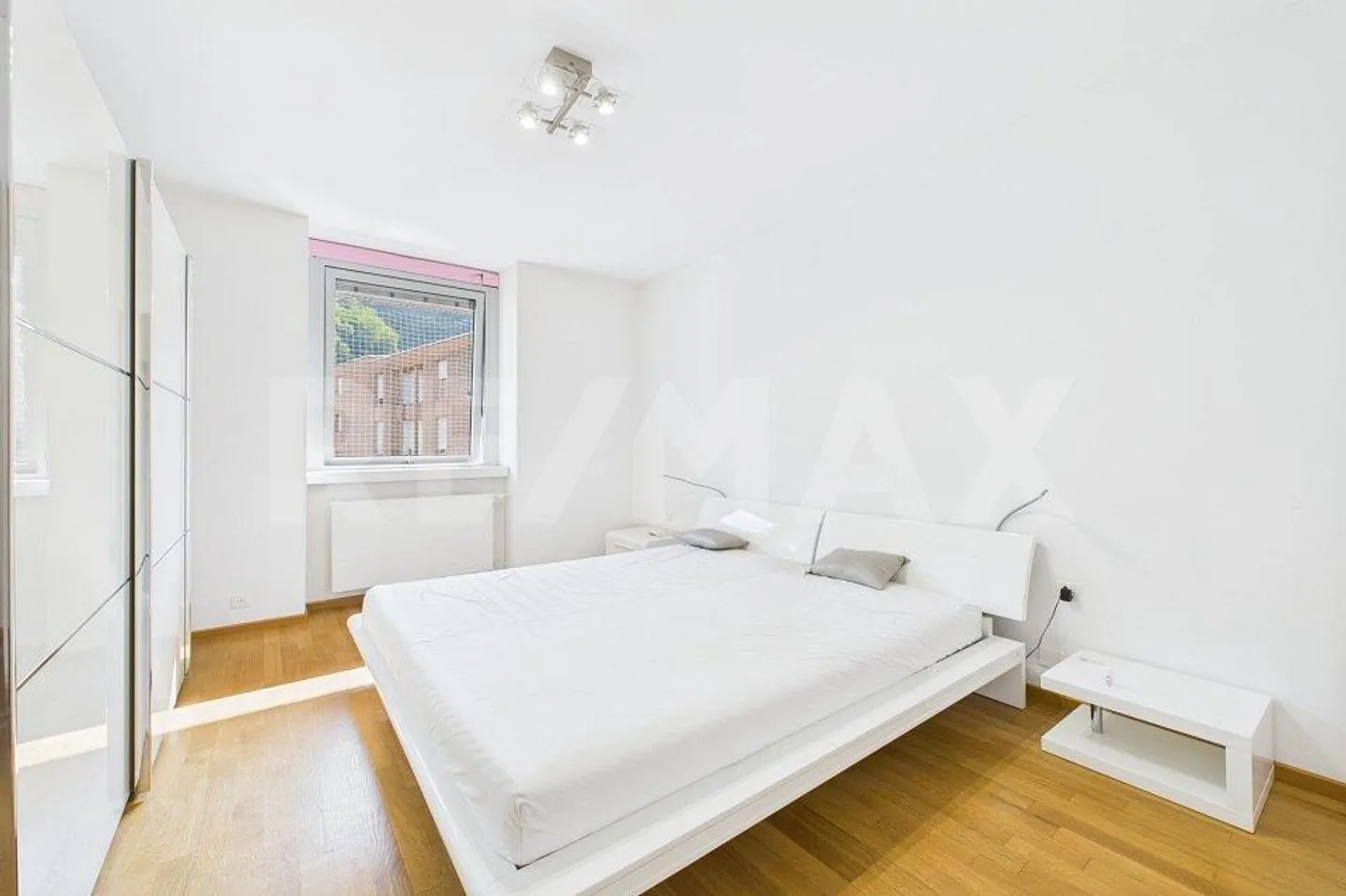 Lugano Cassarate Élégant appartement de 3 ½ pièces, rénové et à quelques pas du lac - Photo 6 sur 13