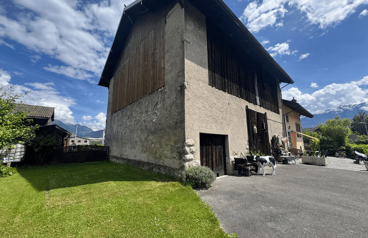 Sviluppatore di opportunità – Fattoria abitabile + Fienile da sviluppare – Collombey - Foto 3 di 8