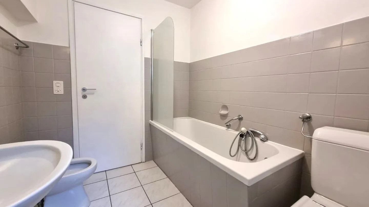 Attractive Real Estate Investment in Strategic Location - Photo 7 of 9