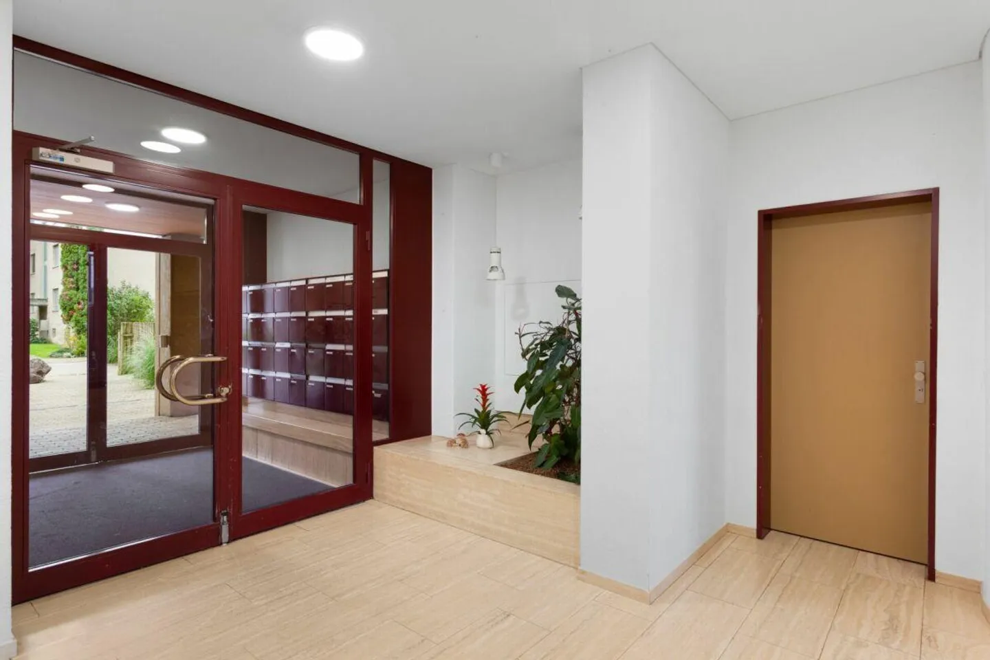 Bel appartement dans un emplacement central avec vue - Photo 10 sur 10