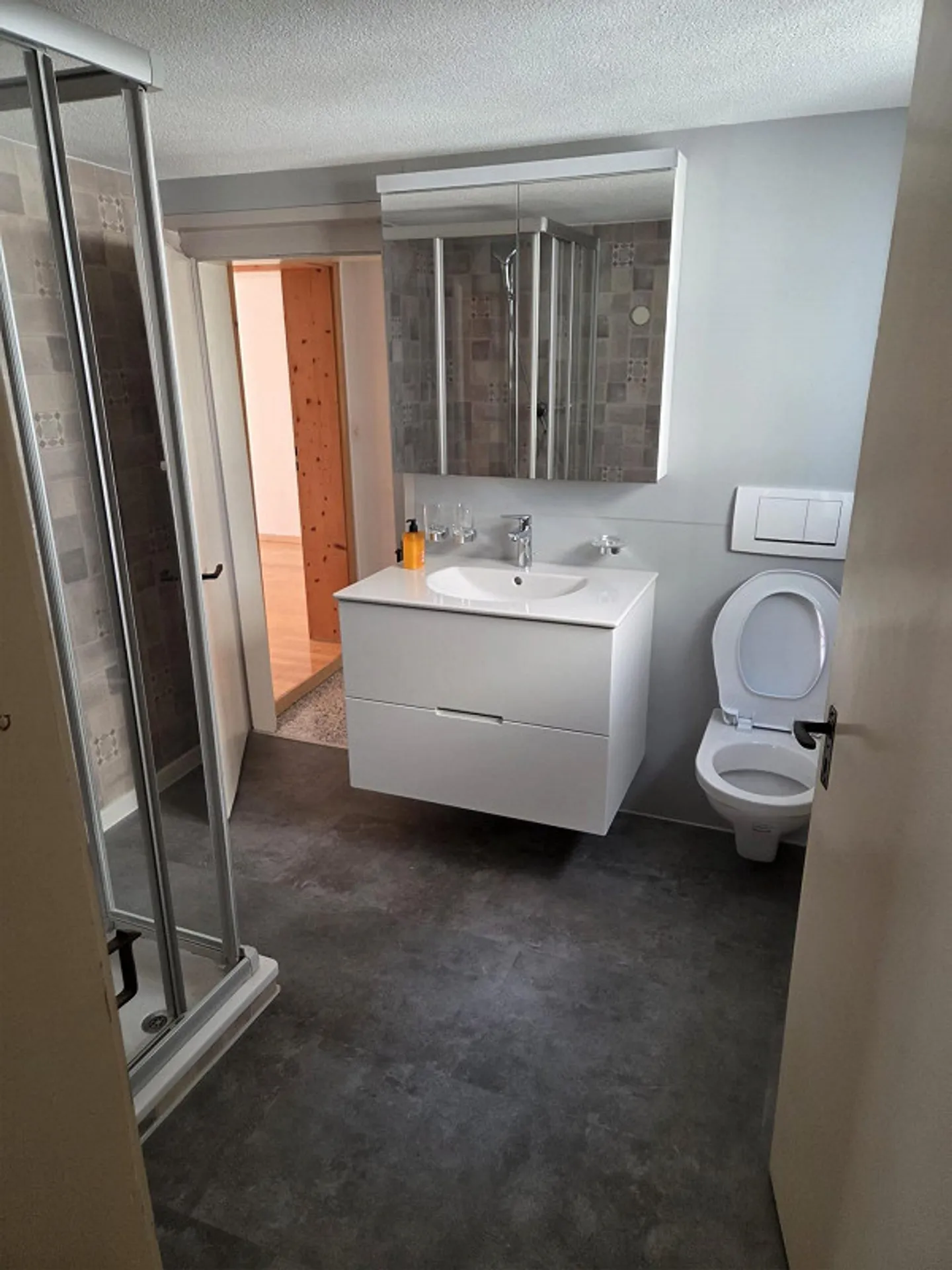 Helle 2.5 Zimmer Wohnung - Foto 2 von 9