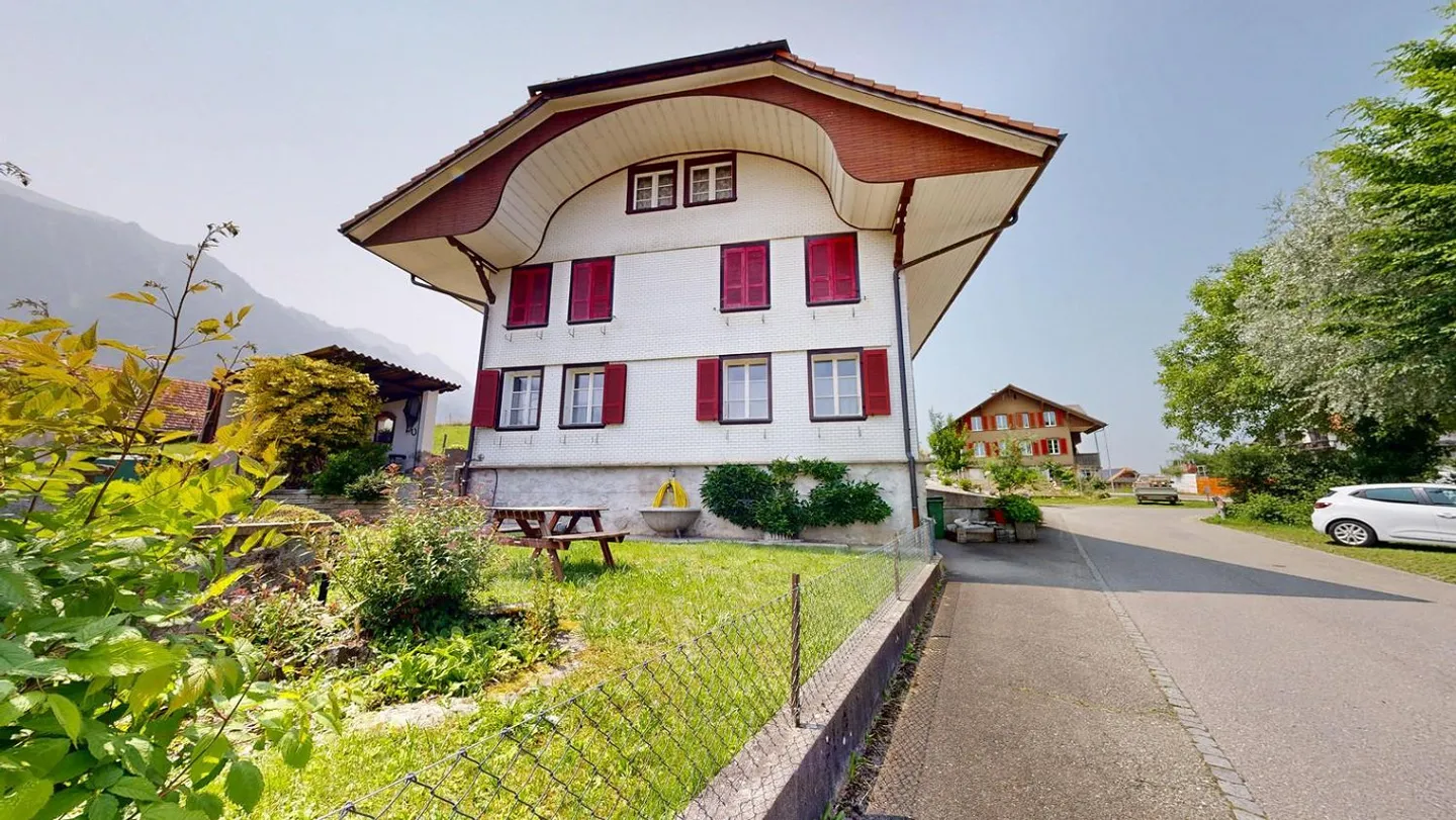 2-Familienhaus in Höfen b. Thun (Stocken-Höfen) - Foto 3 von 13
