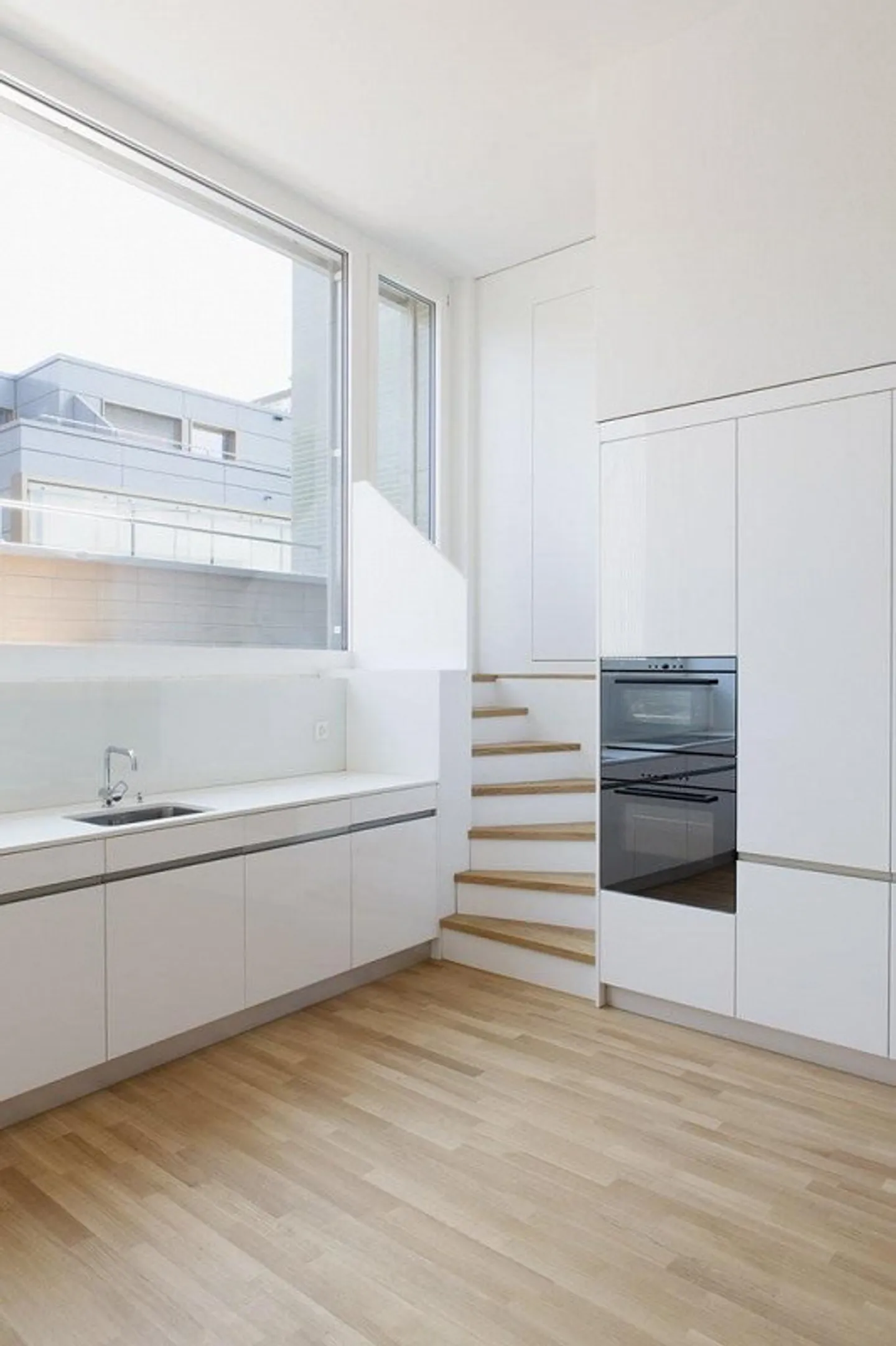 Appartement en duplex moderne à Zurich - Photo 3 sur 10