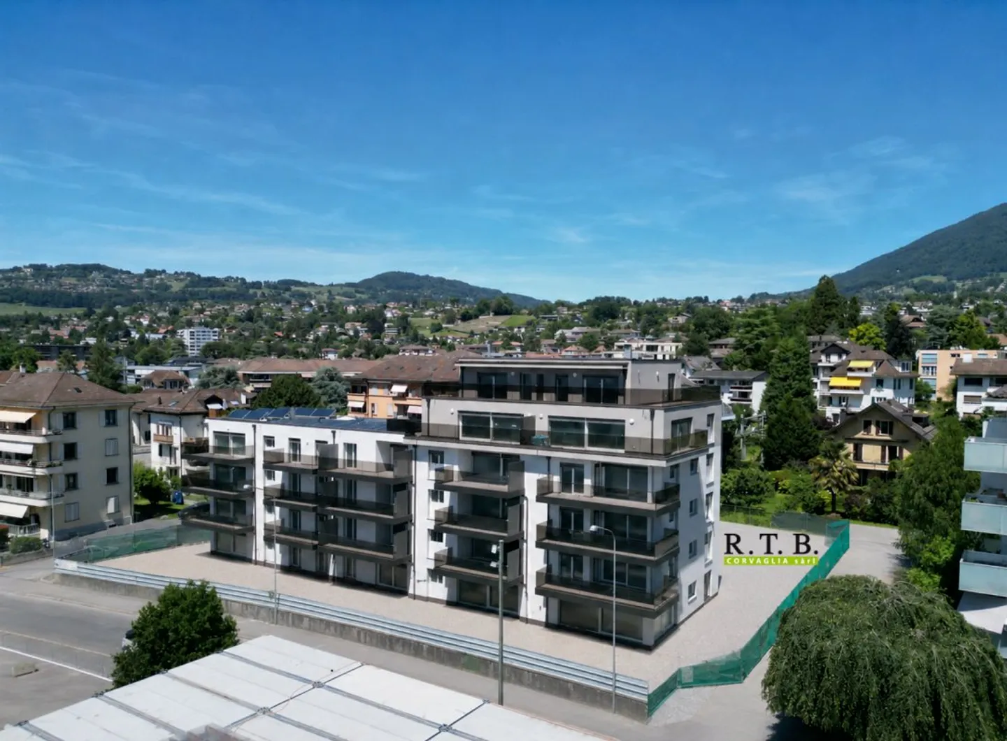 Appartamento in vendita - Foto 3 di 21