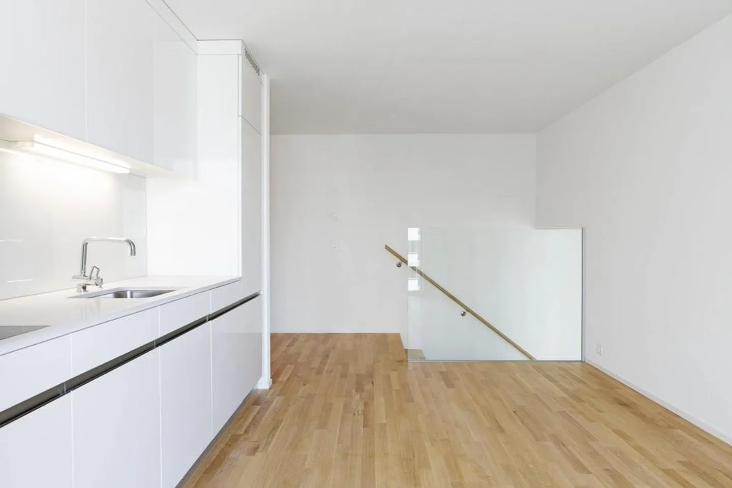 Appartement en duplex moderne à Zurich - Photo 4 sur 10