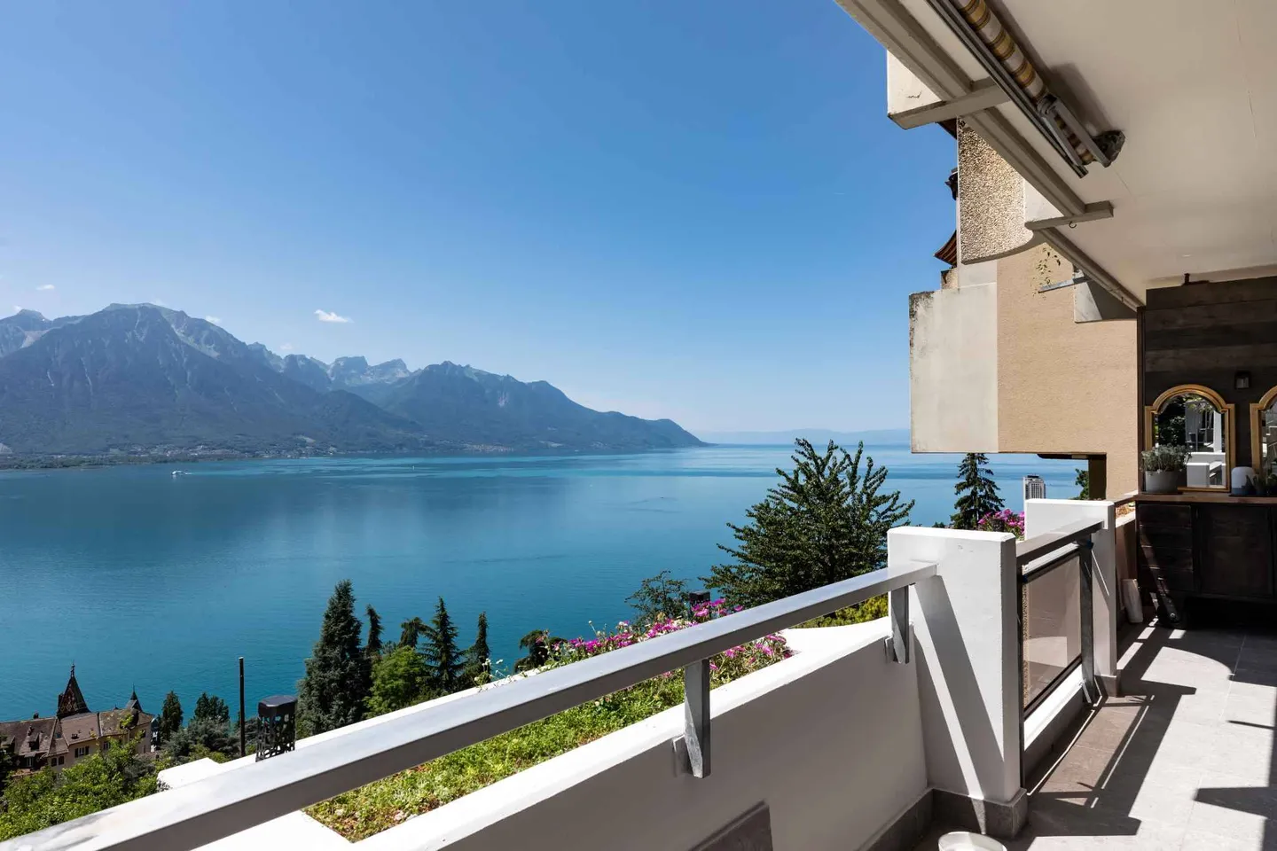 Magnifique loft à seulement 2 minutes de l'école hôtelière de Glion ! - Photo 5 sur 13