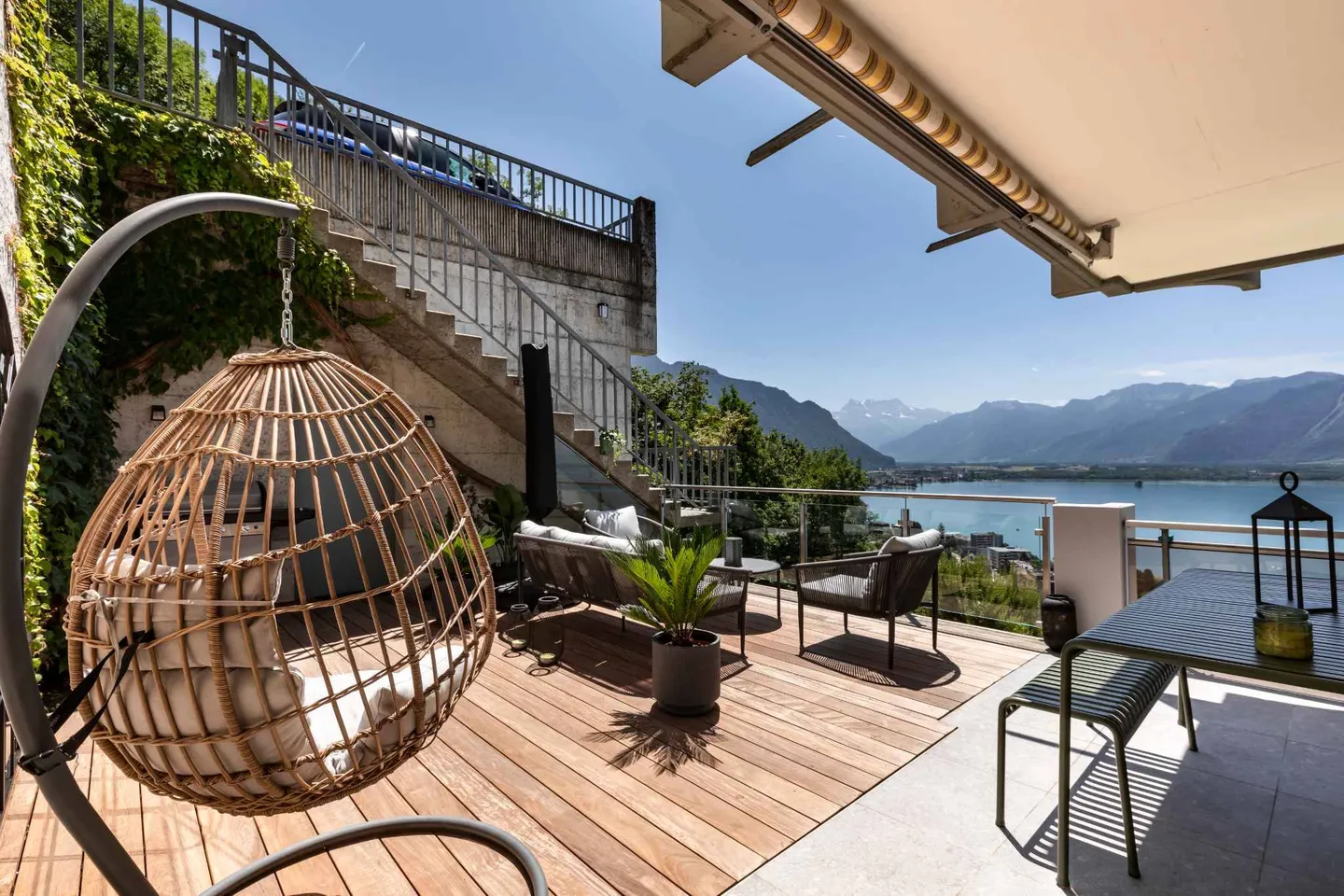 Magnifique loft à seulement 2 minutes de l'école hôtelière de Glion ! - Photo 1 sur 13