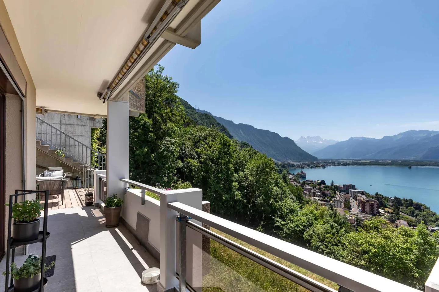 Magnifique loft à seulement 2 minutes de l'école hôtelière de Glion ! - Photo 13 sur 13