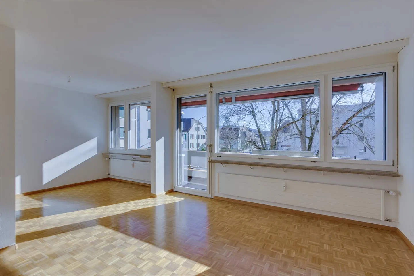 Moderne und helle 3.5-Wohnung an ruhiger Lage in Birsfelden - Foto 6 von 12
