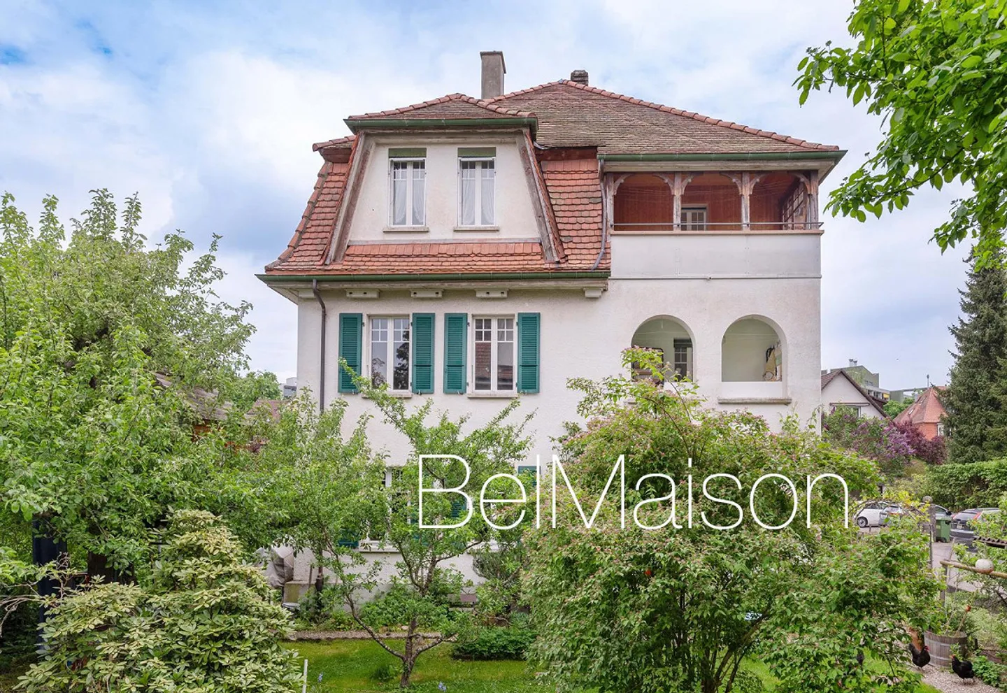 Charming townhouse with two apartments - Photo 1 of 15