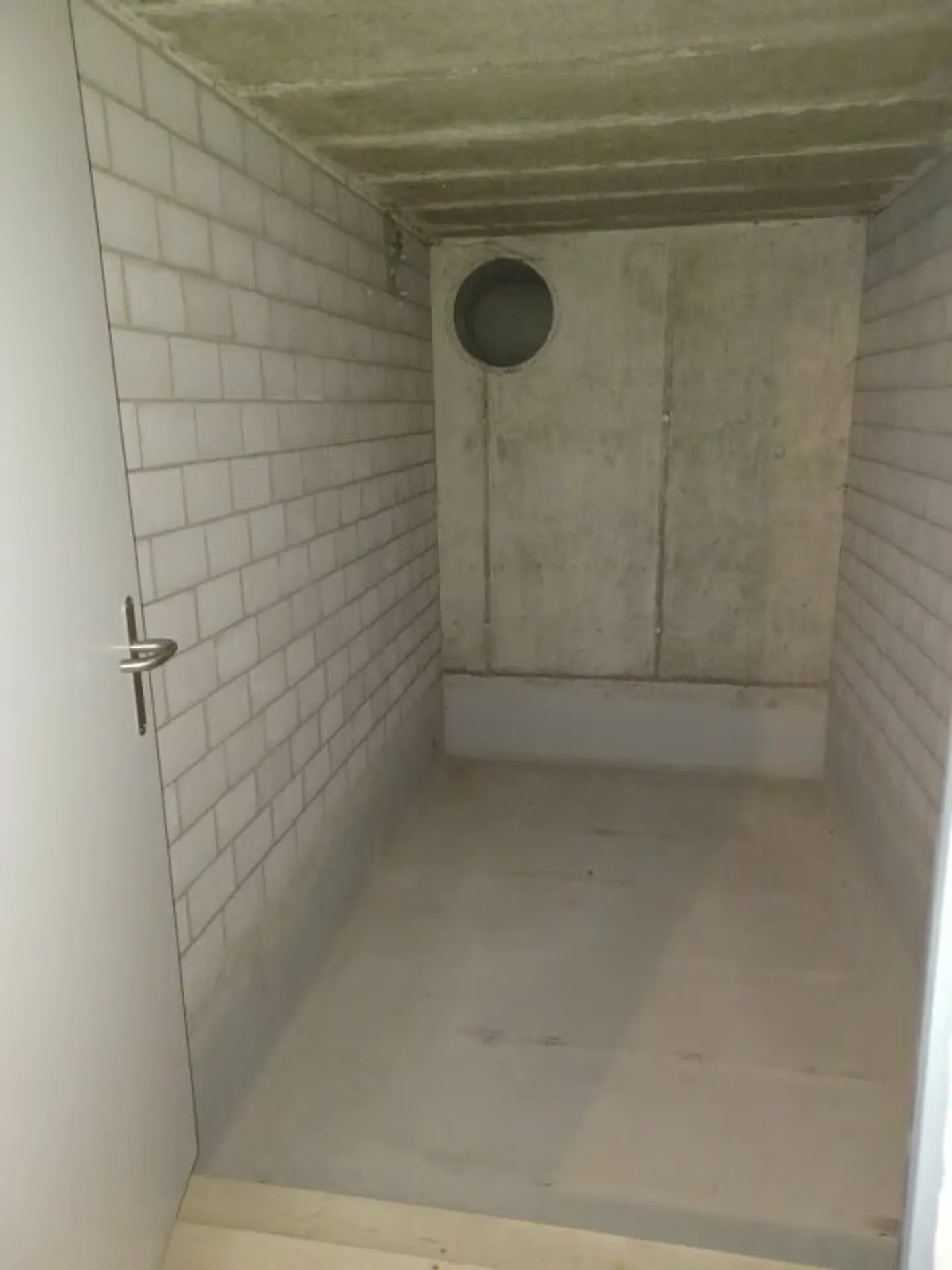 Craft/Storage Room for Rent Without Windows - Photo 1 of 1