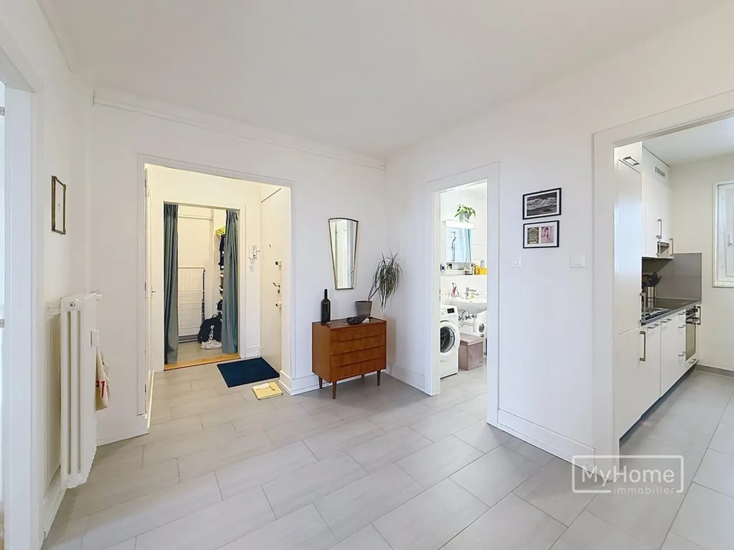 Appartamento con 3,5 stanze in affitto in Avenue d'Echallens - Foto 1 di 7