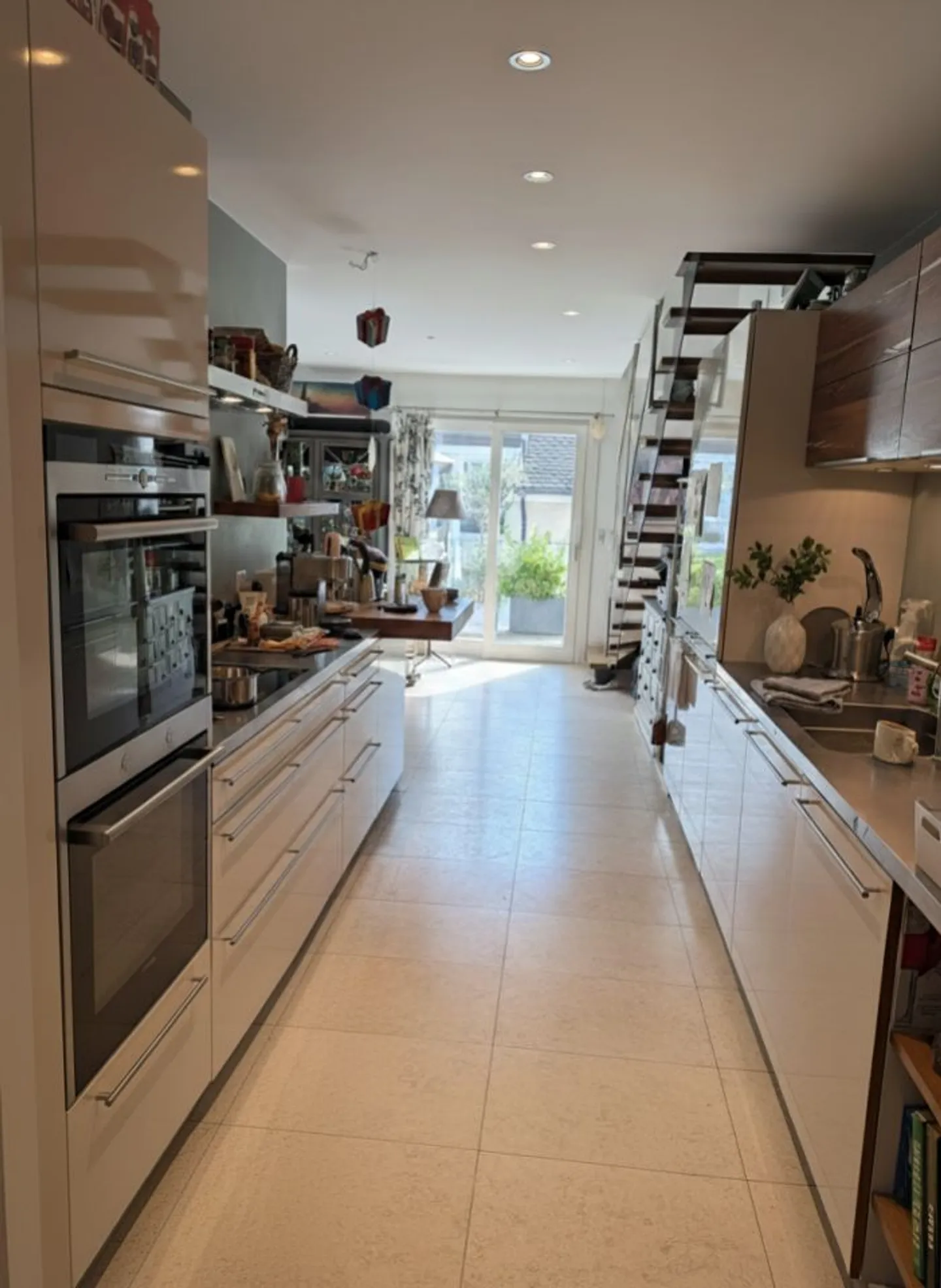 Schönes Dachgeschoss-Apartment 4,5 Zimmer / 3 Schlafzimmer / Garten in Founex - Photo 4 of 12