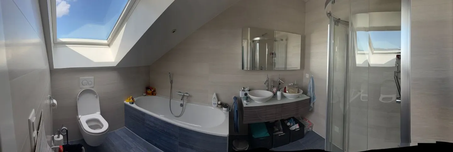 Schönes Dachgeschoss-Apartment 4,5 Zimmer / 3 Schlafzimmer / Garten in Founex - Photo 8 of 12