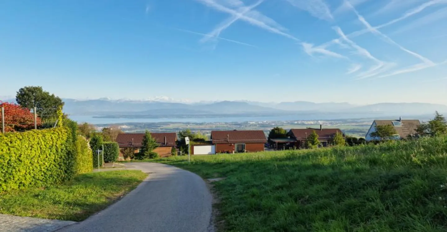 Magnifique Villa Familiale Vue Lac - Photo 2 sur 5