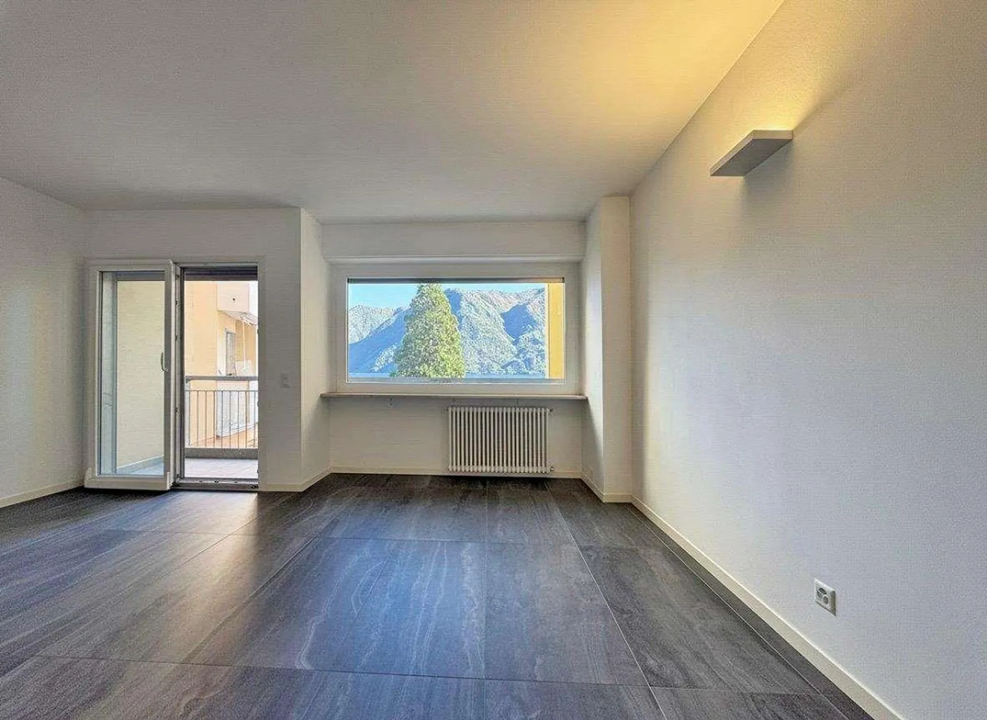 Lugano - 3.5 Rooms with Lake View - Photo 1 of 9