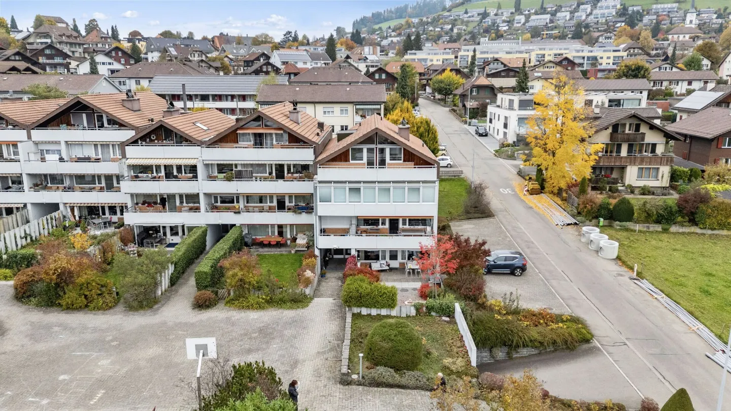 Grosszügige 2-Zimmer-Dachwohnung mit top Aussicht - Foto 10 von 16