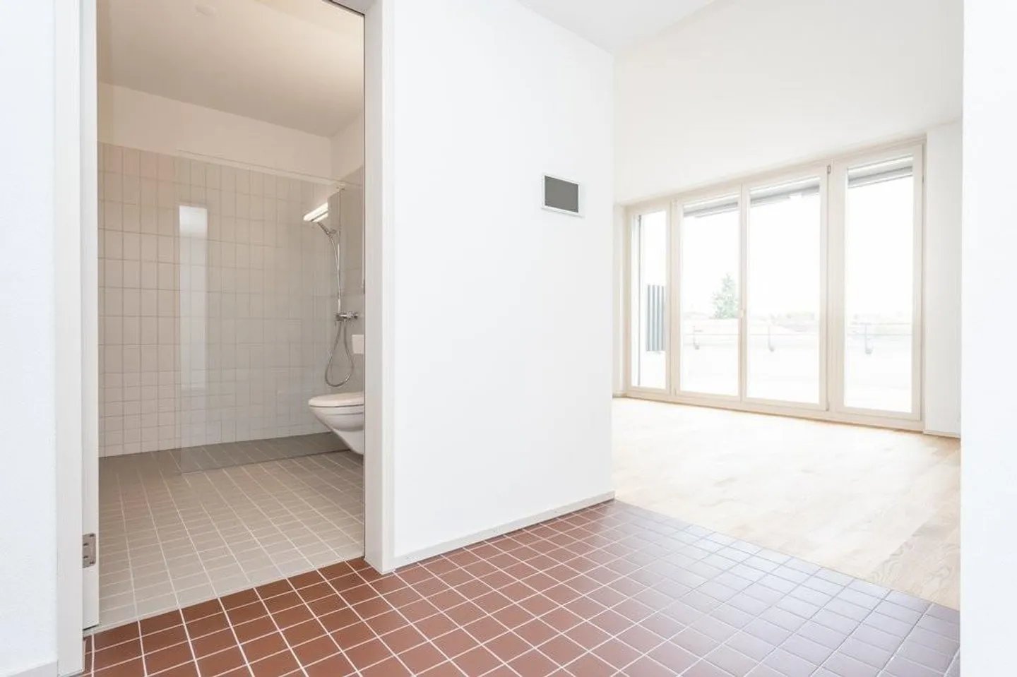Appartement lumineux de 2,5 pièces avec balcon spacieux ! - Photo 10 sur 12