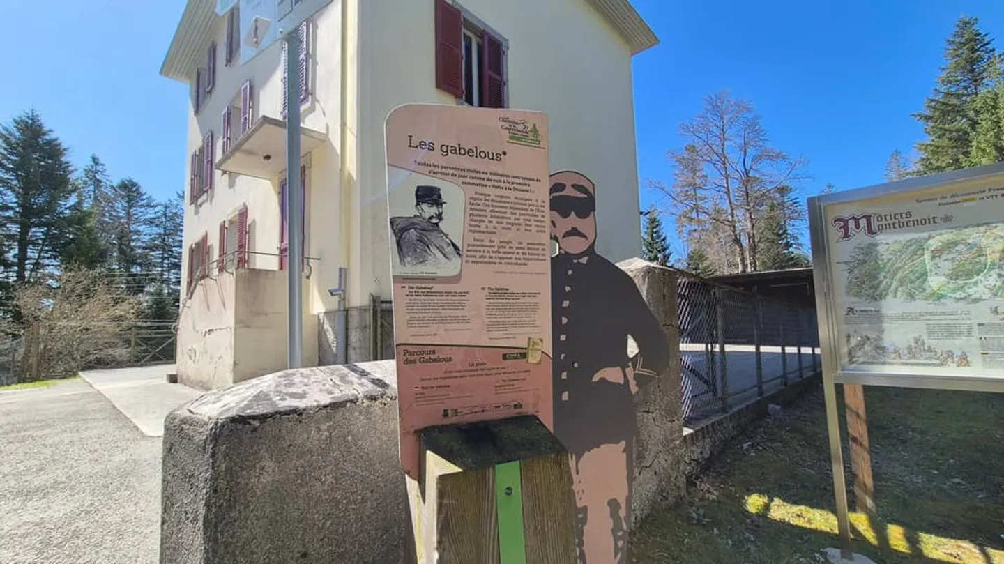 Nel cuore della natura, antica dogana di 3 appartamenti - Foto 7 di 13