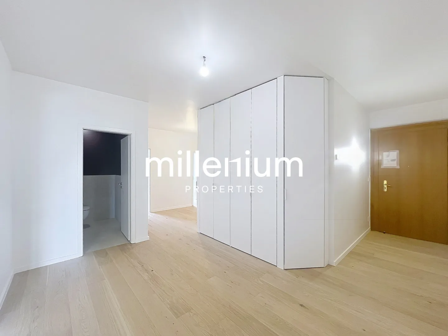 Luxury Apartment with Stunning Views - Photo 18 of 19