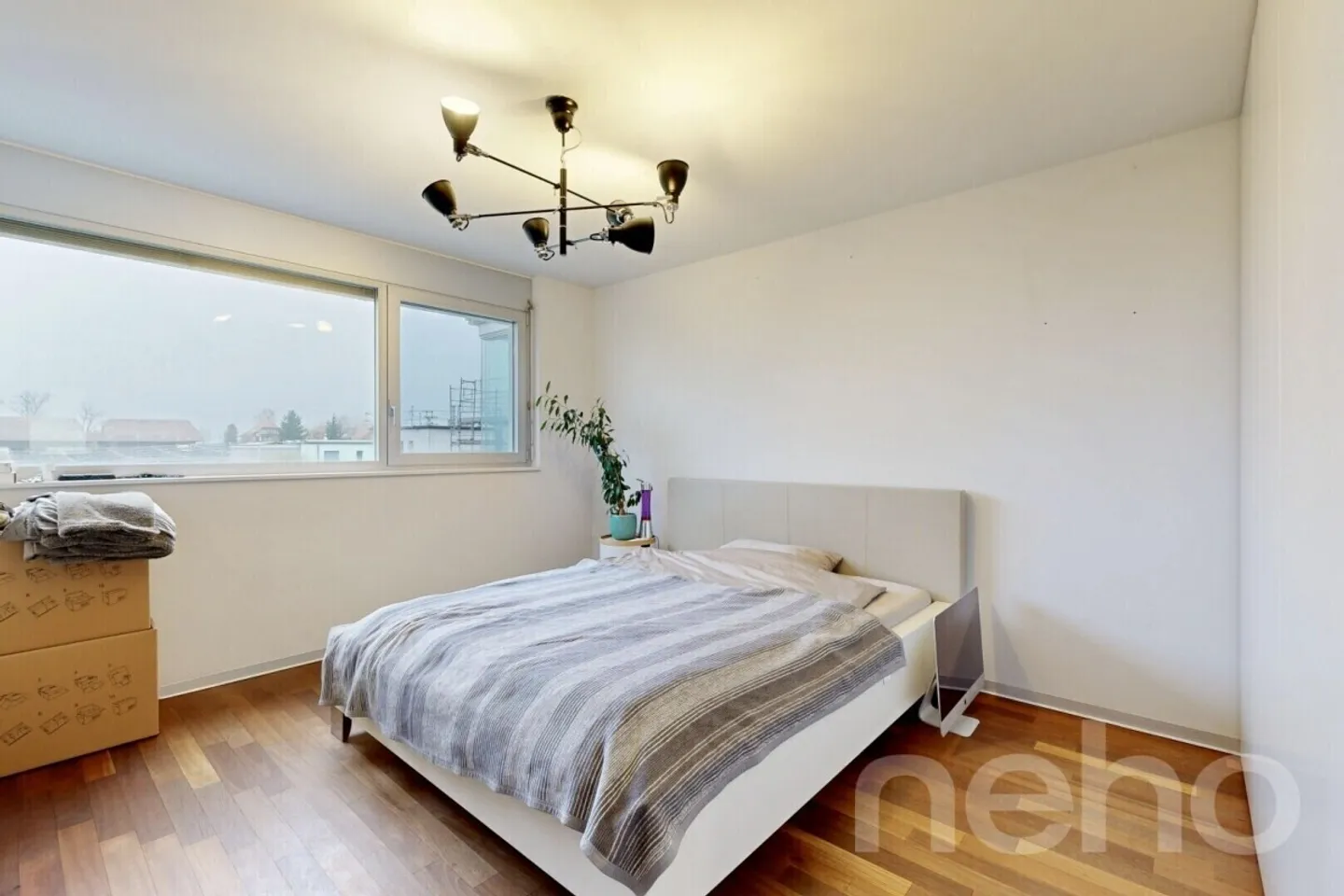 Ein leuchtender Schmuckkasten am Bielersee - Foto 8 von 12