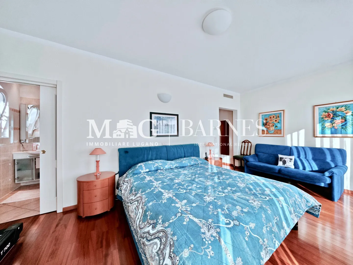 REPRESENTATIVE VILLA in Lugano Manno, elegant with pool and guest house - Photo 24 of 38