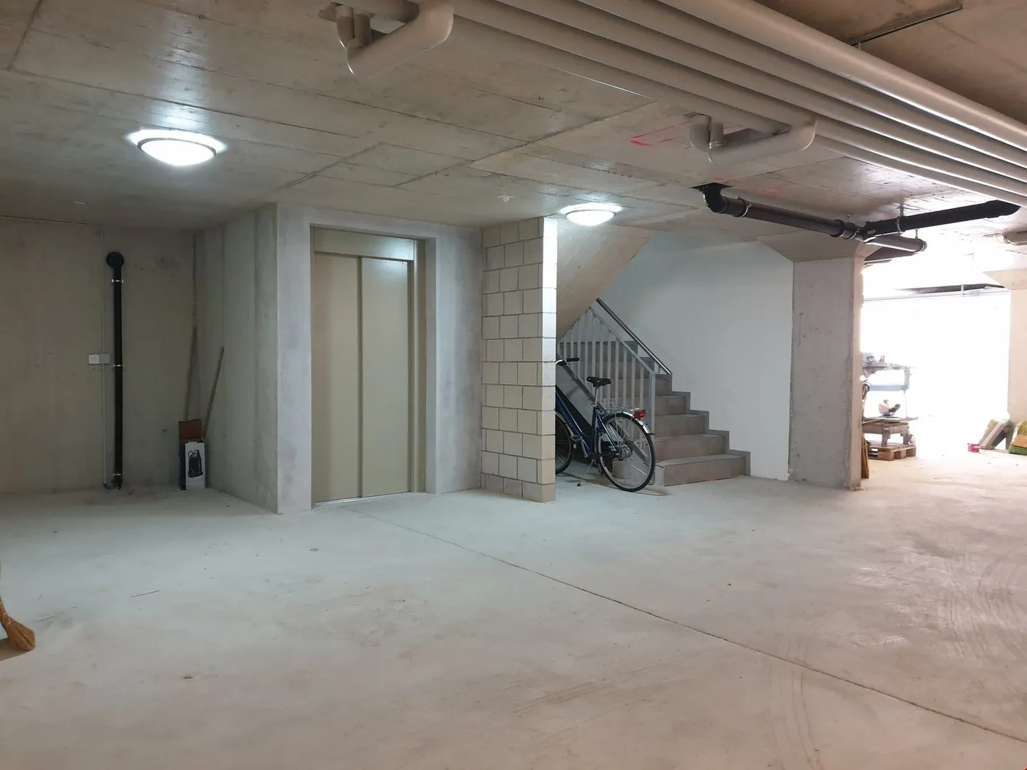Calme et proche de la nature - Appartement sous les combles cherche nouveau locataire - Photo 14 sur 17
