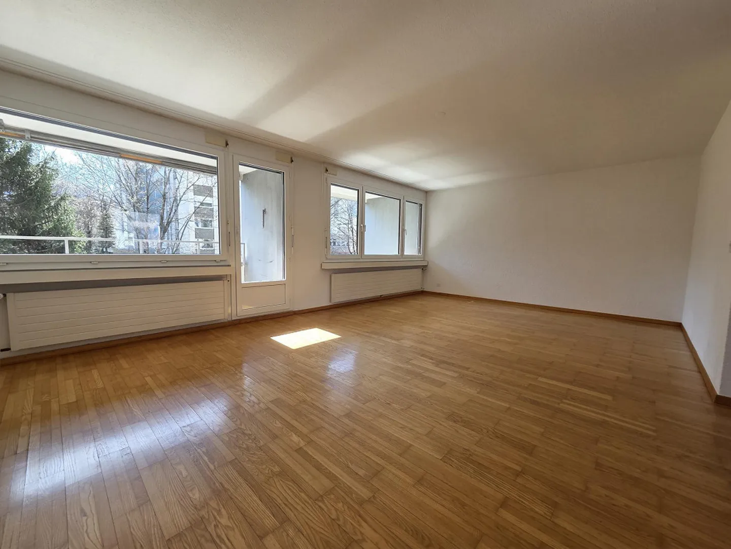 Geräumige Wohnung im Lacuna - Foto 2 von 24