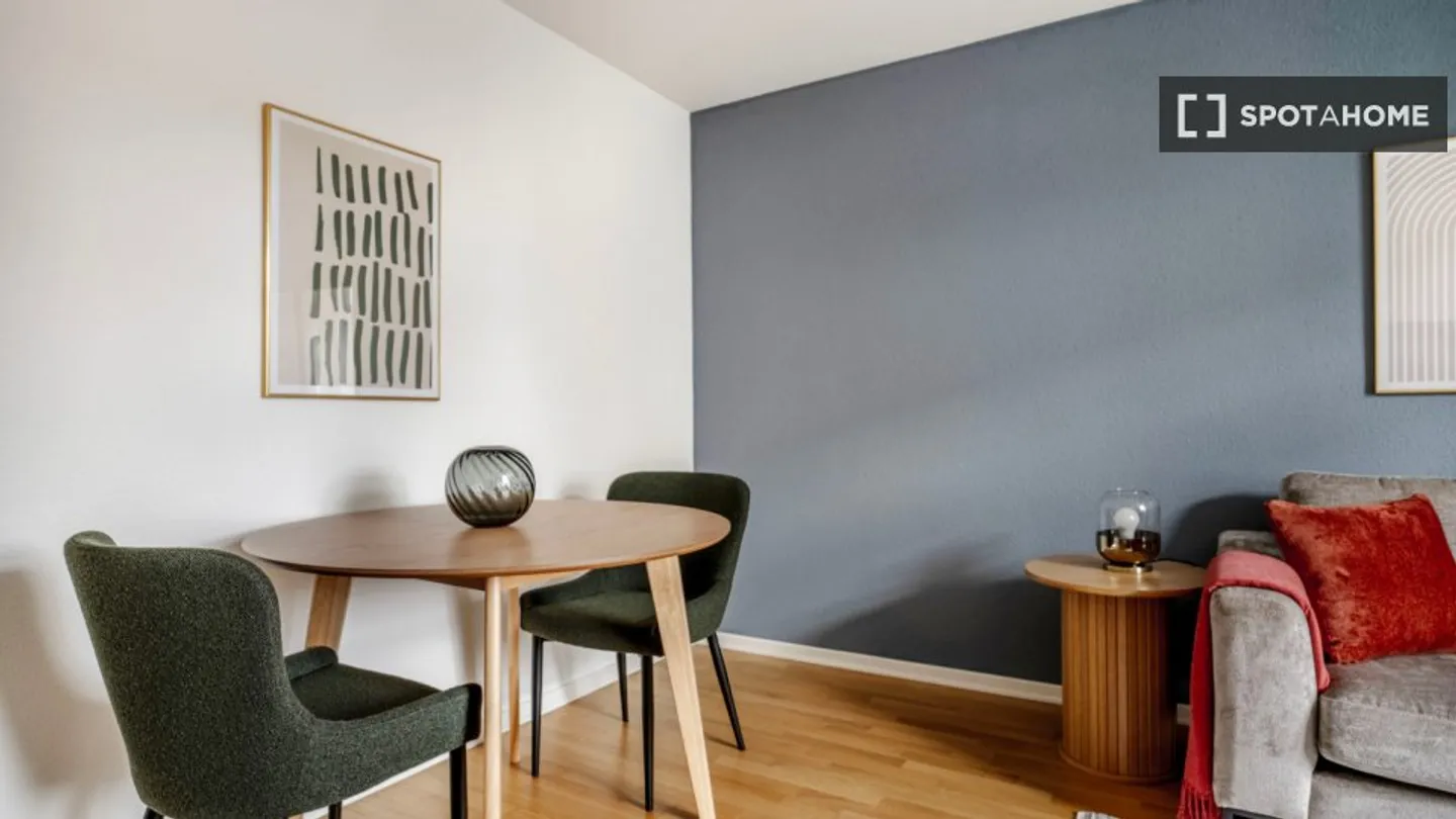 Entdecke, besichtige und miete dein neues Zuhause online mit vollem Vertrauen. - Foto 5 von 14