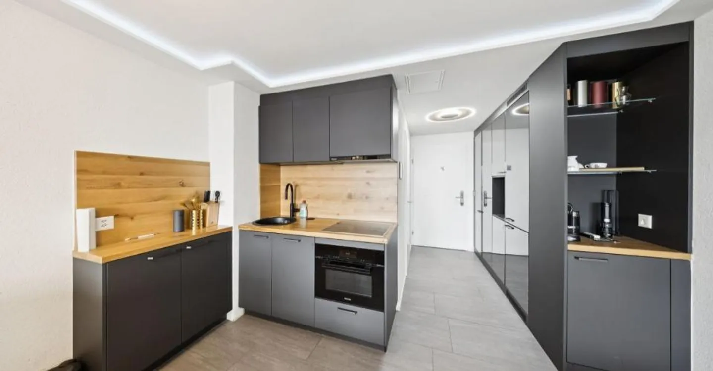 Incantevole appartamento di 3,5 stanze con cucina e bagno, luminoso - Foto 9 di 13