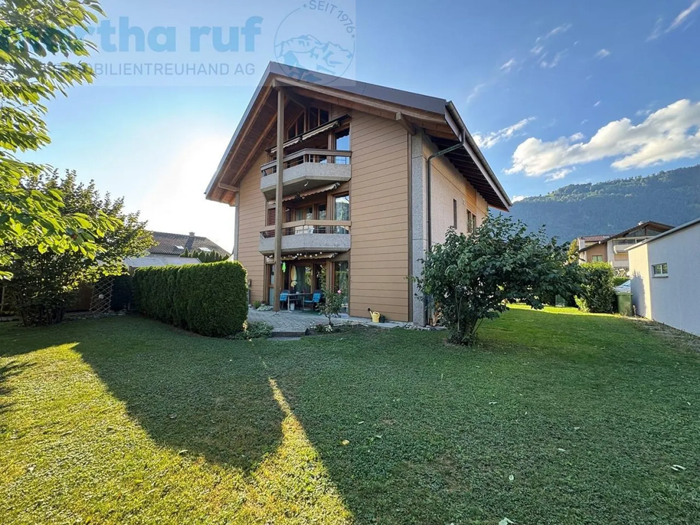 3.5-Room Penthouse with Stunning Mountain Panorama - Photo 1 of 14