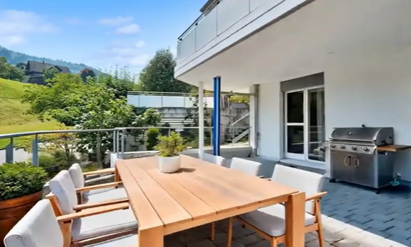 LIVING AND WORKING PERFECTLY COMBINED - CITY CLOSE, IDYLLIC AND EXCLUSIVE - Photo 13 of 22